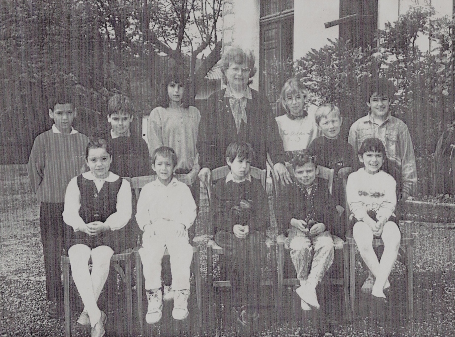 Dernière année scolaire 1991-1992 avant la retraite de Mme Larqué et la fermeture de l'école